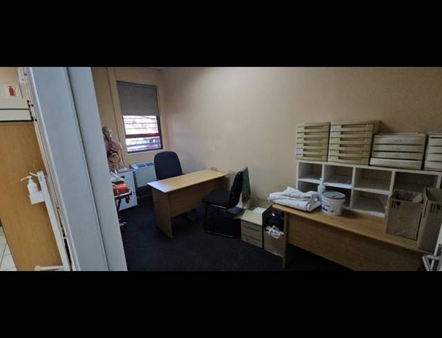 BUSINESS FOR SALE IN HALFWAY GARDENS